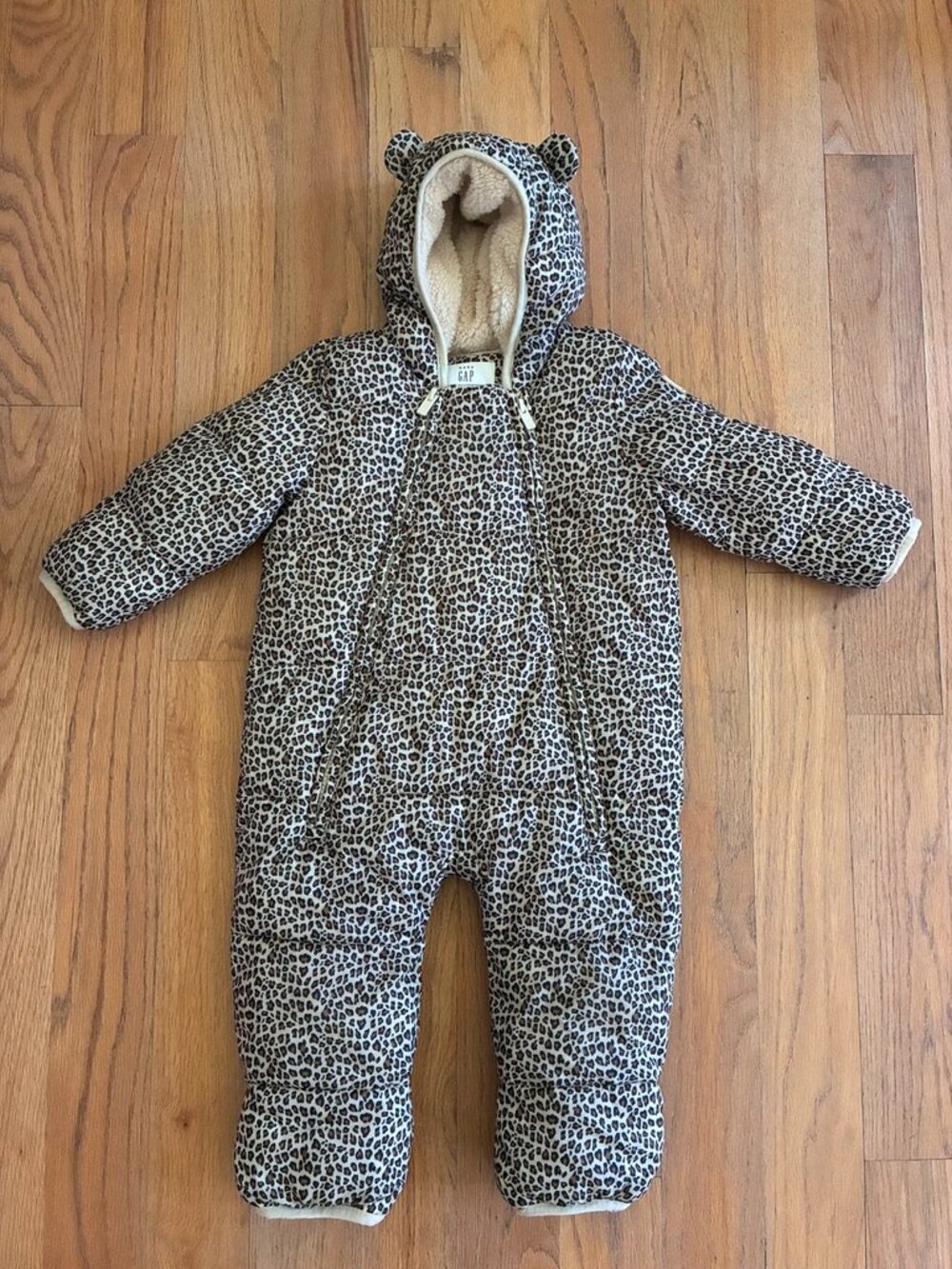 babyGap ColdControl Ultra Max Leopard Snowsuit 12-18M